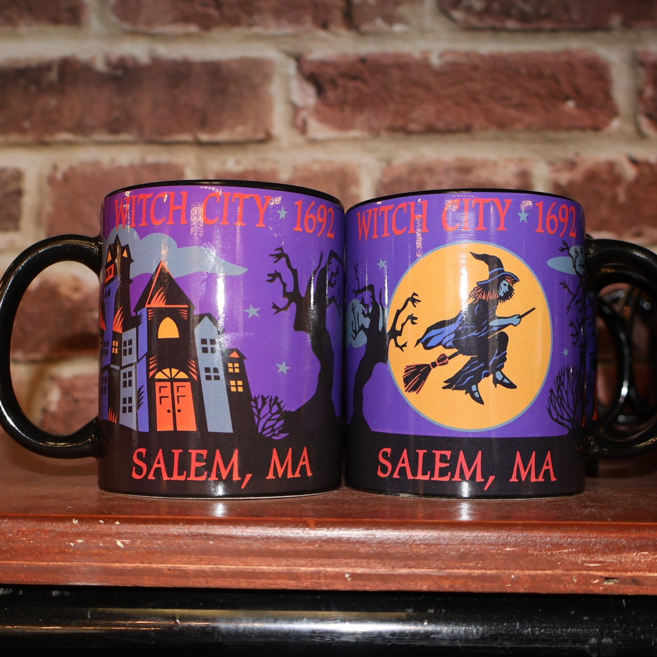 Mug Vintage Flying Witch