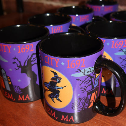 Mug Vintage Flying Witch