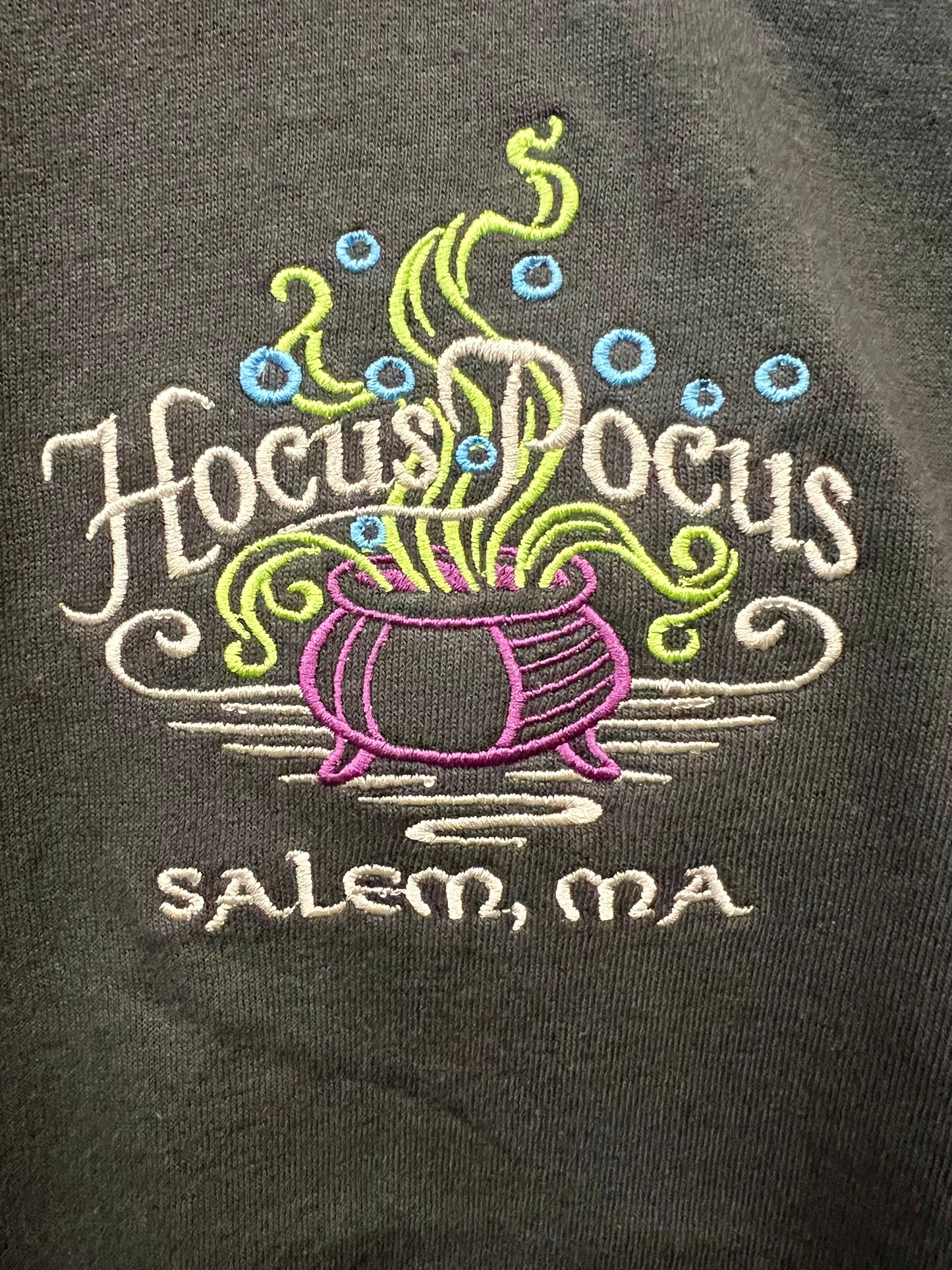 Tee Hocus Pocus